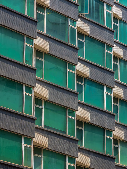 Staggered Green. Tsim Sha Tsui, Hong Kong 2025.